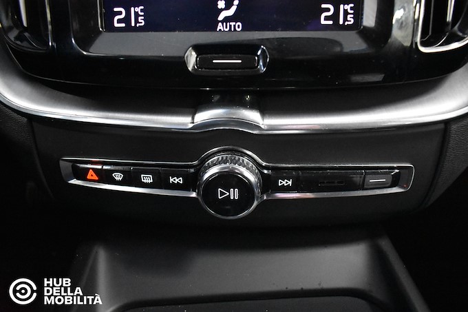 VOLVO XC60 B4 (d) Geartronic Inscription